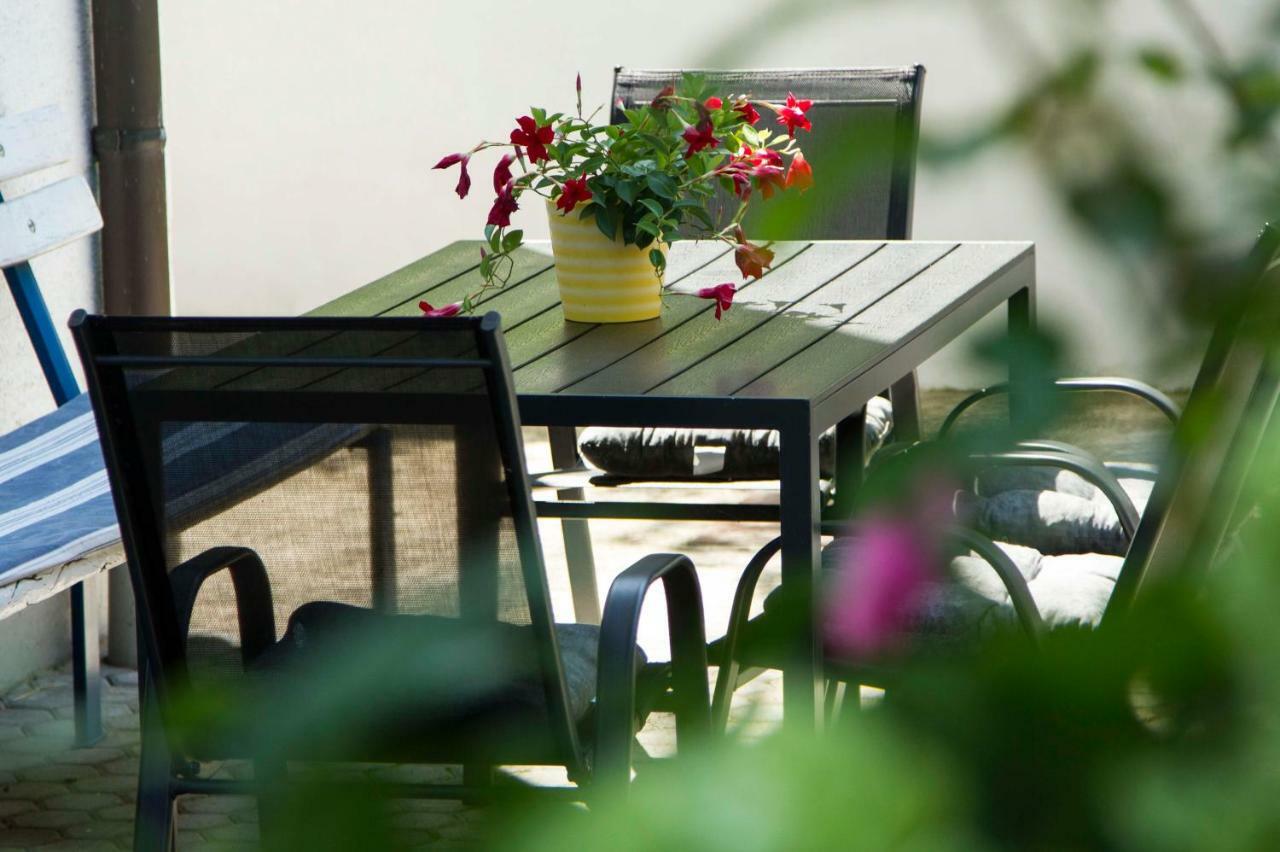 Apartment Magnolija - Free Parking Karlovac Exteriör bild
